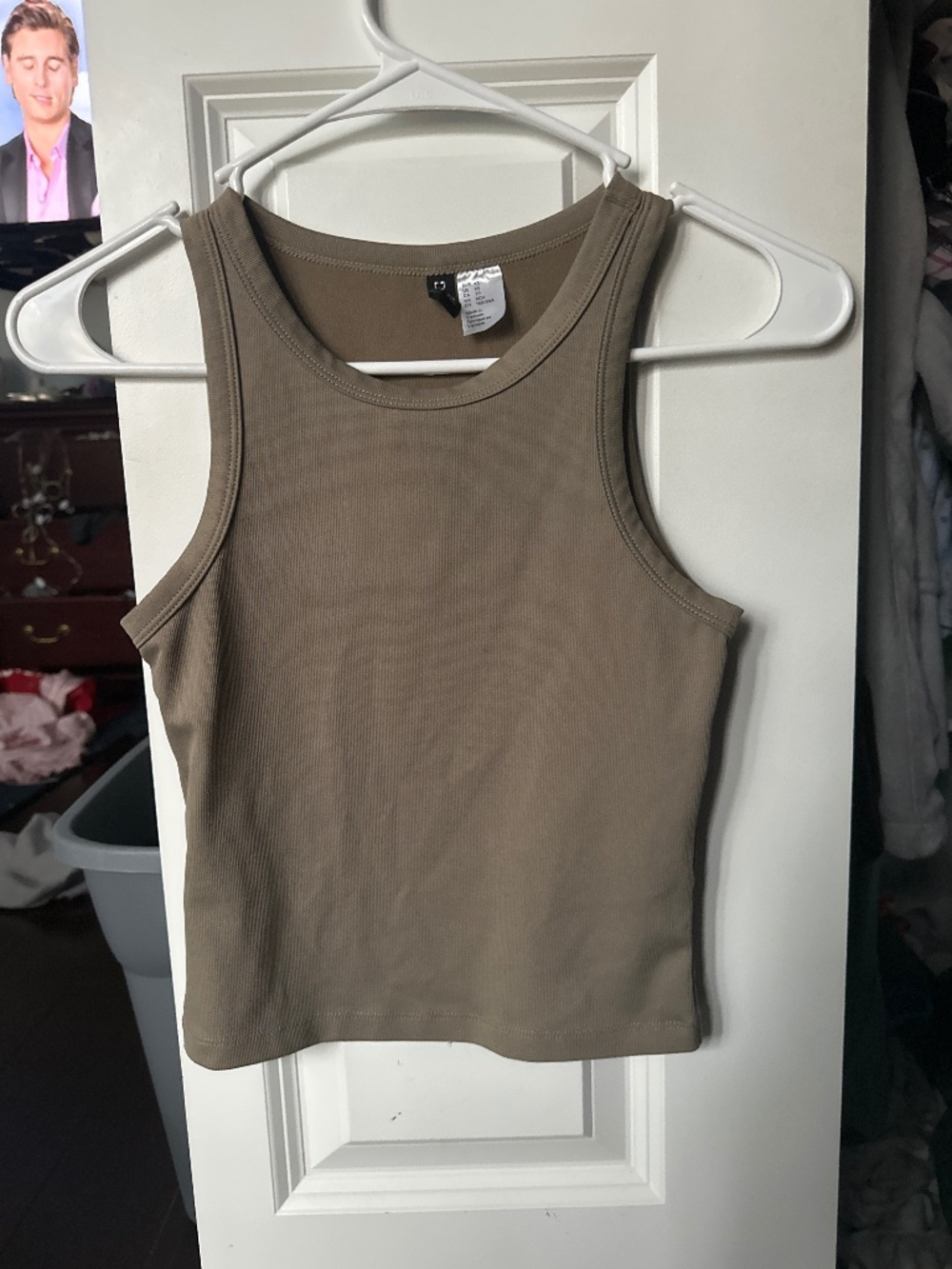 Divided tank top